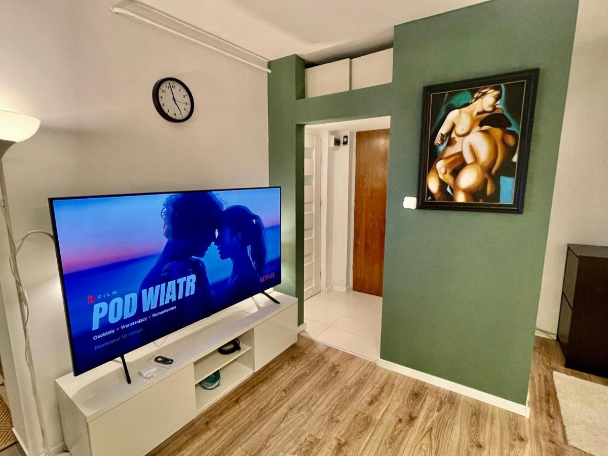 Holiday Metro Fast Wifi Tv'70 Netflix Hbo Appletv Varşova Dış mekan fotoğraf