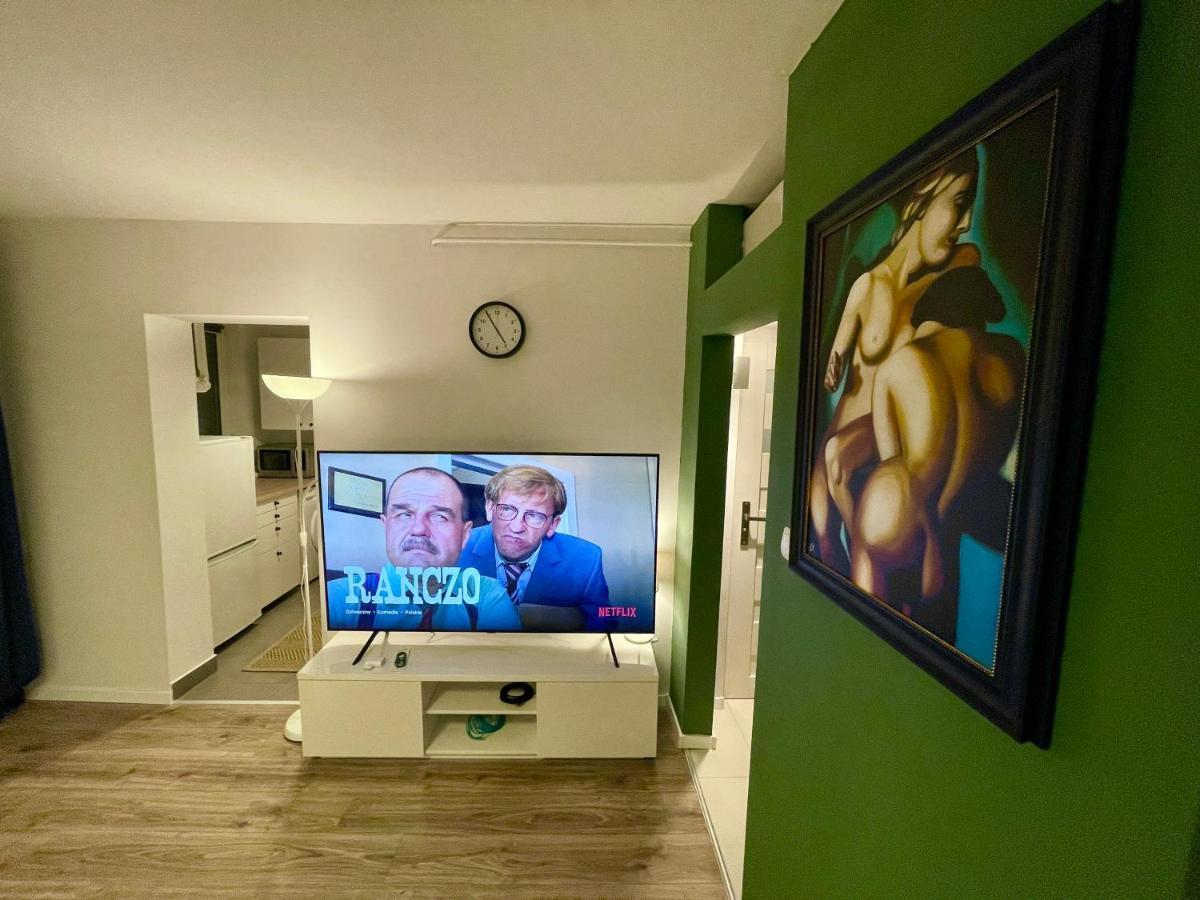 Holiday Metro Fast Wifi Tv'70 Netflix Hbo Appletv Varşova Dış mekan fotoğraf