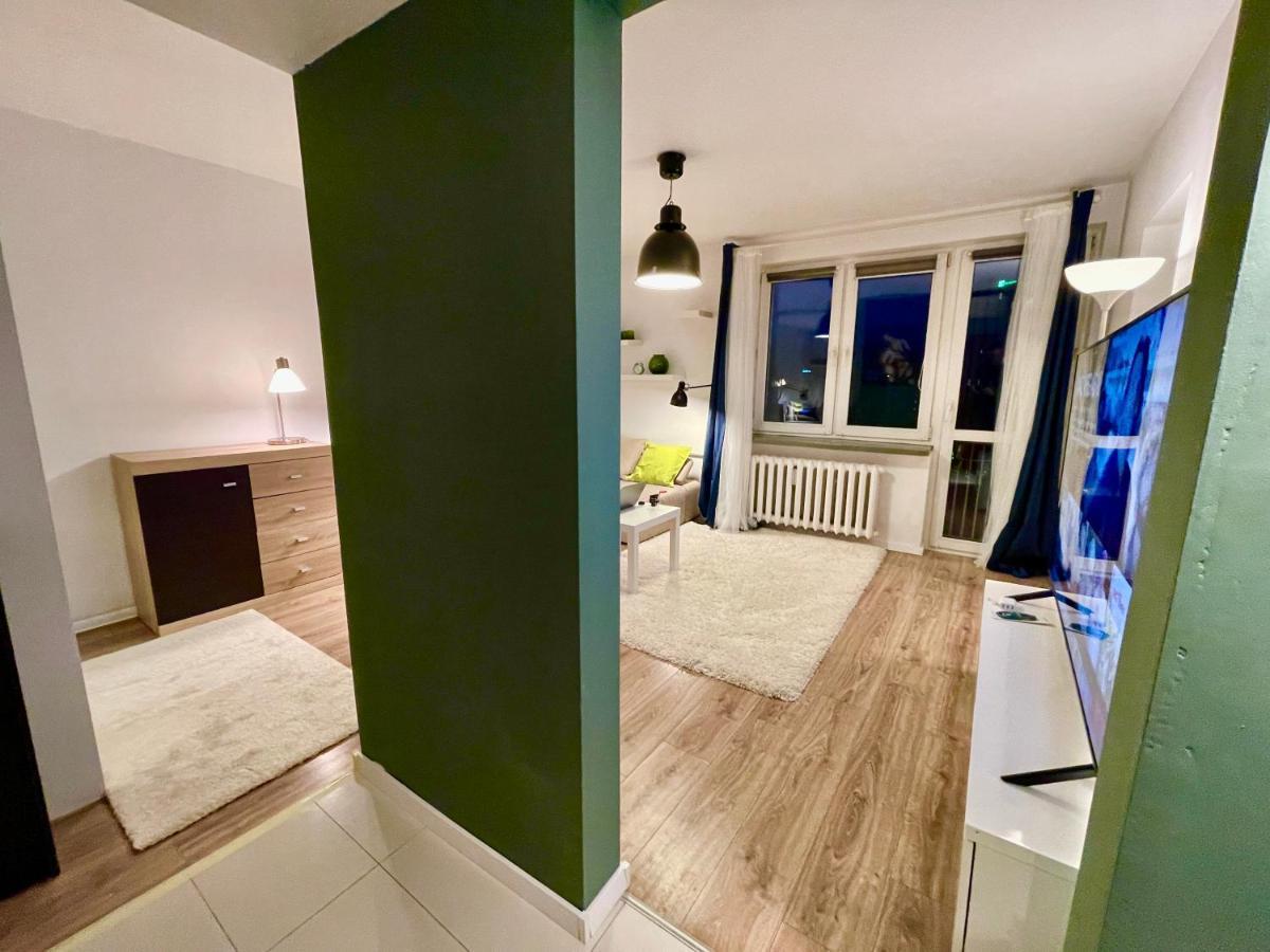 Holiday Metro Fast Wifi Tv'70 Netflix Hbo Appletv Varşova Dış mekan fotoğraf