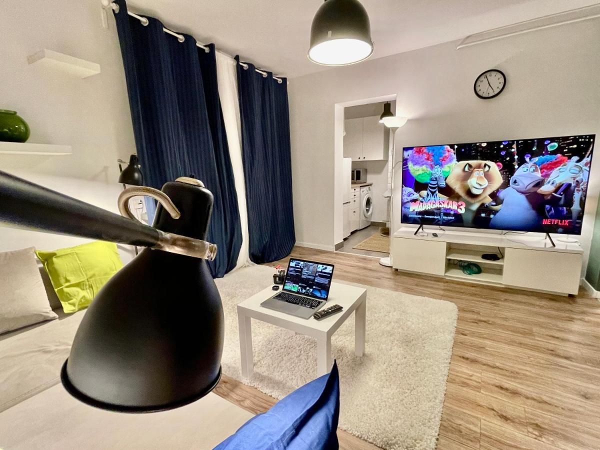 Holiday Metro Fast Wifi Tv'70 Netflix Hbo Appletv Varşova Dış mekan fotoğraf